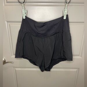 Lululemon Shorts Approximate Size Medium